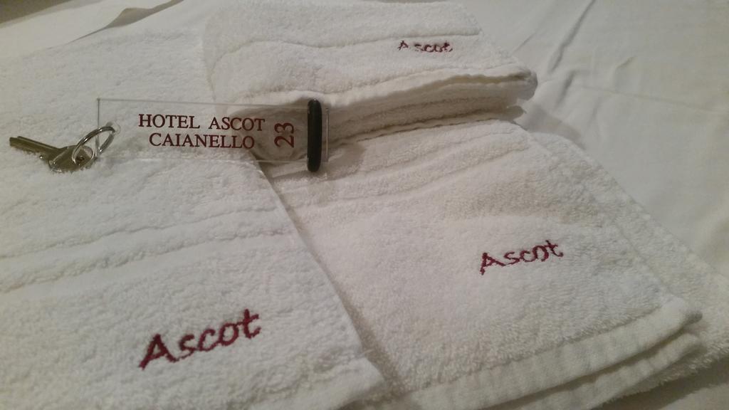 Hotel Ascot Caianello Kamer foto